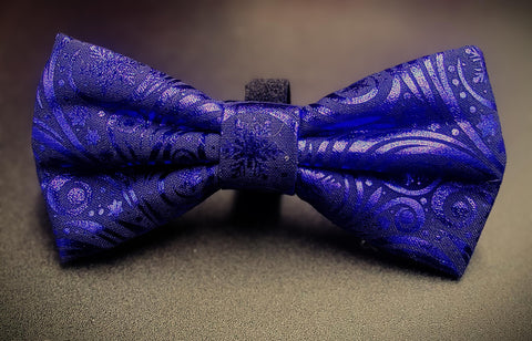 LET IT SNOW- PURPLE- Bow tie