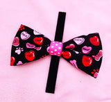 Play, bark, love- Bow tie