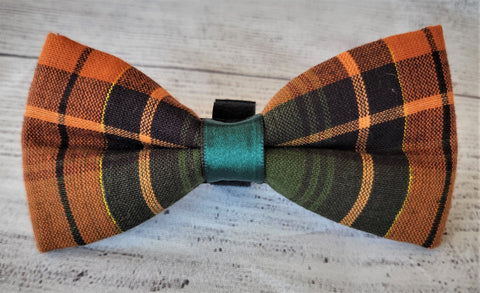 FALL PLAID BOW TIE